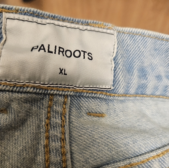 PALIROOTS Salt Washed Bermuda Shorts in light blue - Picture 5 of 8